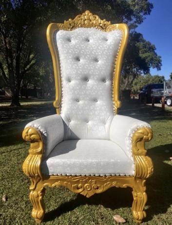 throne-chairs-for-hire-big-1