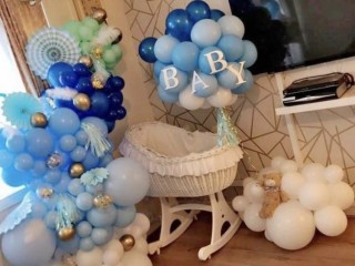 Balloon garlands and decor