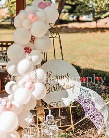 hire-only-easel-and-happy-birthday-sign-big-0