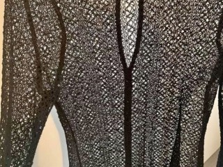 NWOT SZ S BLACK SEQUIN TOP WITCHERY