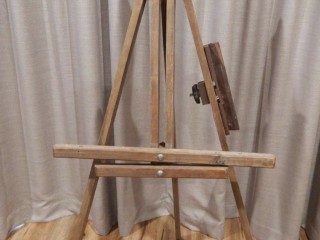 Rustic Wooden Easel Hire