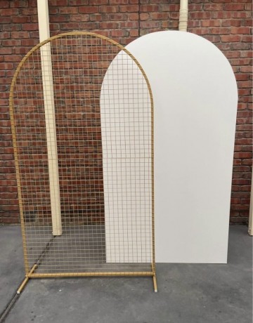 gold-mesh-arch-backdrop-for-your-next-event-party-hire-big-4