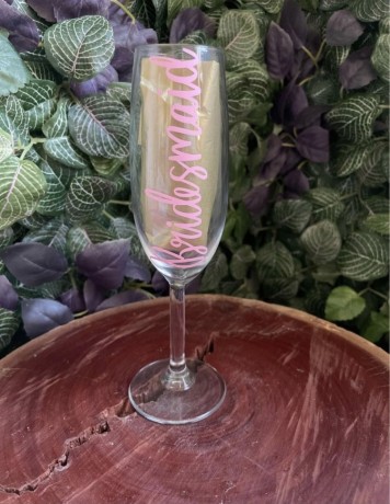 personalised-champagne-wine-glasses-your-choice-of-colours-font-and-word-big-1