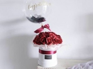 Preserved roses with or without balloon