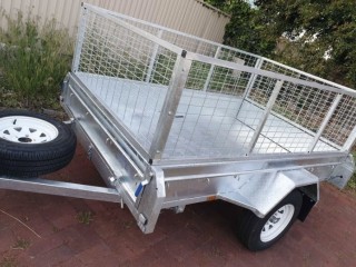 Hire caged trailer-With Ramp