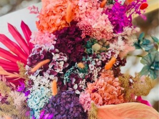 HIRE: Large Dried & Preserved Floral Arrangement