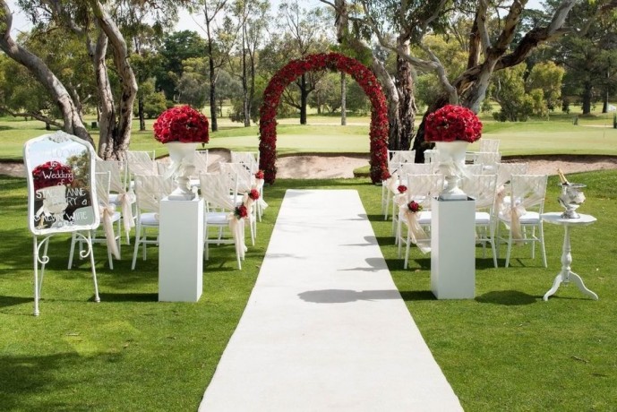 red-rose-wedding-ceremony-package-hire-big-0