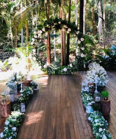 greenery-floral-circle-arbour-wedding-arbour-floral-arbour-big-0