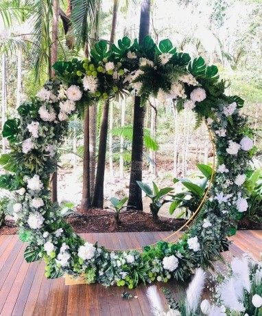 greenery-floral-circle-arbour-wedding-arbour-floral-arbour-big-1