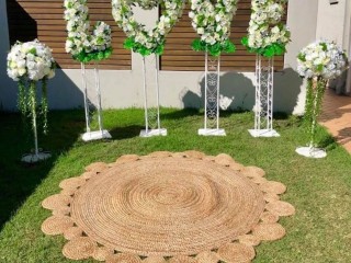 1.6 m White Floral Love letter sign for Hi-Re. Wedding decorations .