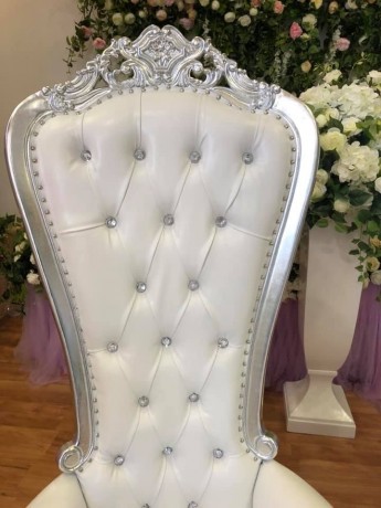 throne-chairs-mr-mrs-for-hire-only-big-1