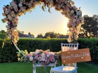 Beautiful flower backdrop (HIRE ONLY)