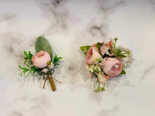 bargain-29-silk-corsage-buttonhole-set-big-0