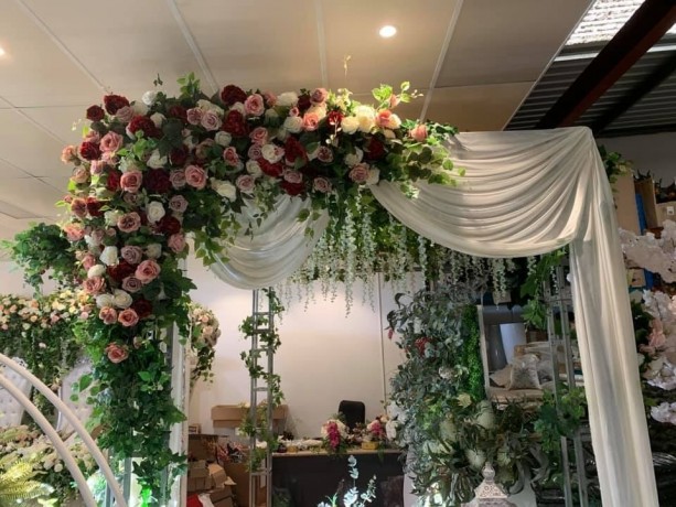 large-silk-flower-centrepiece-for-hire-only-big-2