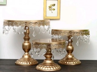 GOLD CAKE STANDS / PLATTERS