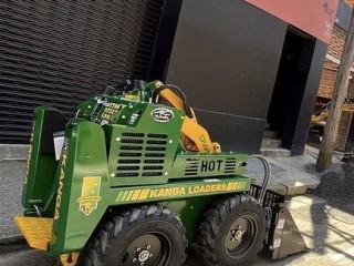 Kanga Mini Loader