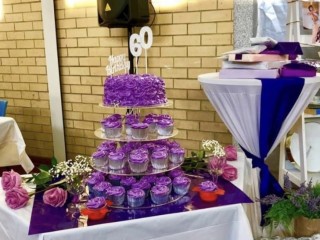 Arcylic cake stand set for Hire