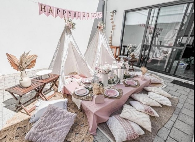 pink-color-theme-boho-picnic-for-hire-big-2