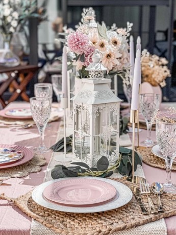 pink-color-theme-boho-picnic-for-hire-big-3