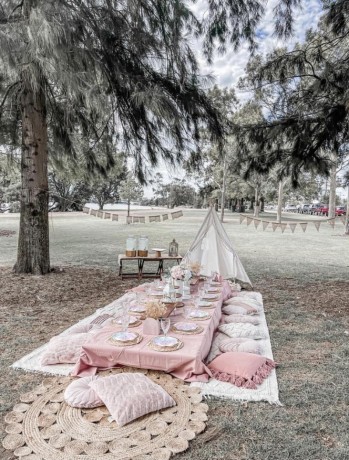 pink-color-theme-boho-picnic-for-hire-big-4