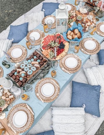 blue-color-theme-boho-picnic-for-hire-big-4