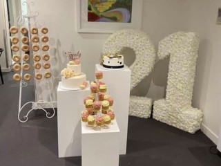 Square plinths, Donut wall & 21th number hire