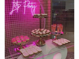 Gold Mirrored Cake/Cupcake Stands